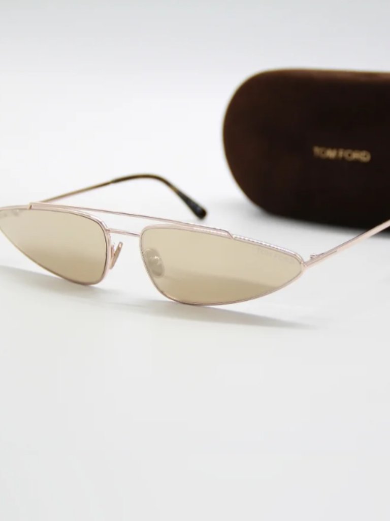 Tom Ford Thin Triangular Sunglasses Tf979 28g